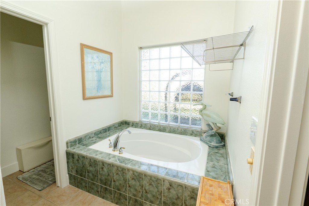 6643 Desert Springs Property Photo 29