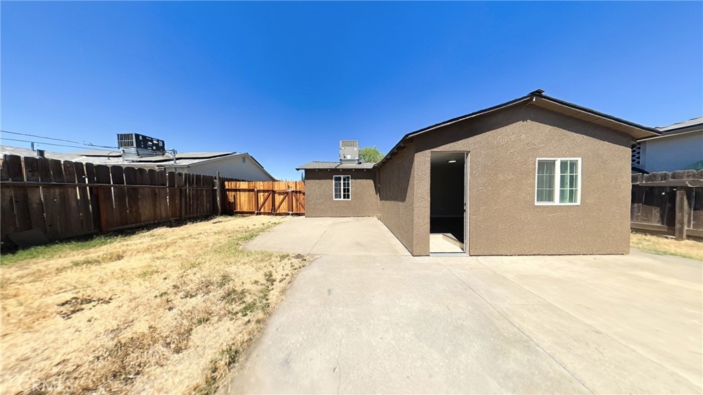 2868 Beachwood Property Photo 13