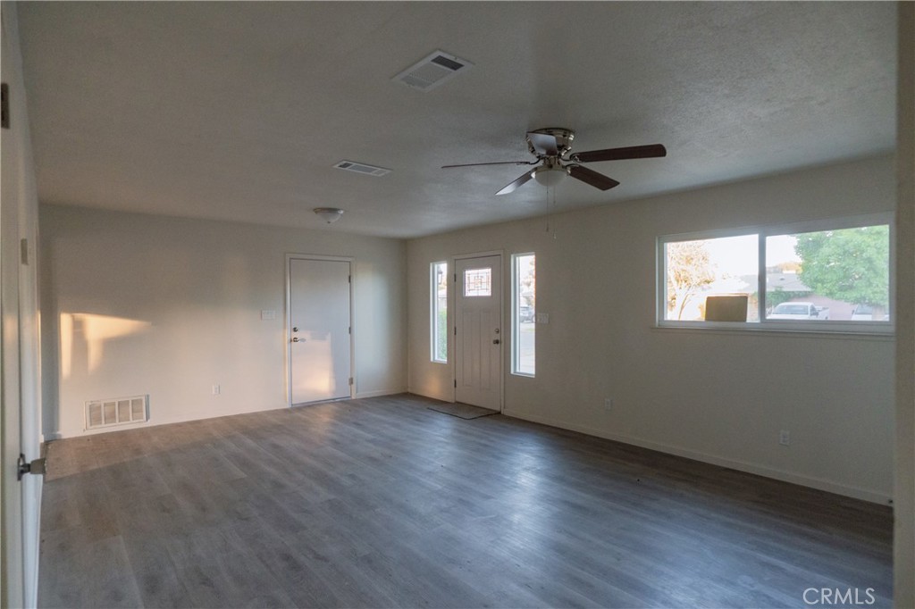 3257 Juneau Court Property Photo 4