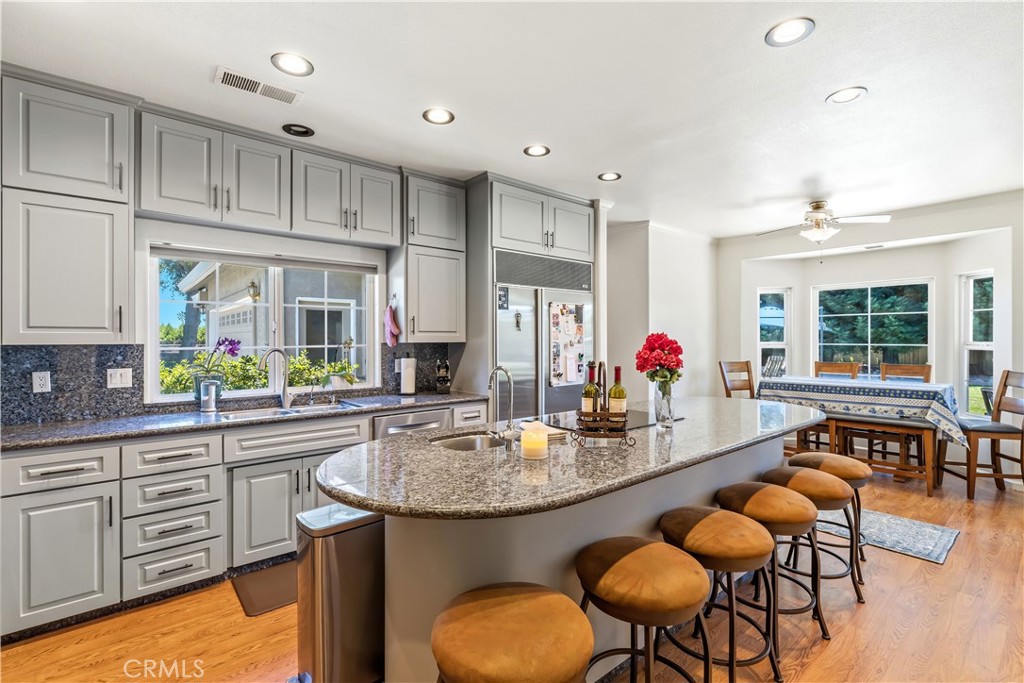 14361 Lombardy Property Photo 8