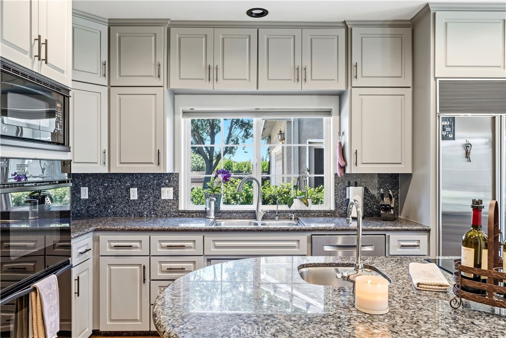 14361 Lombardy Property Photo 10