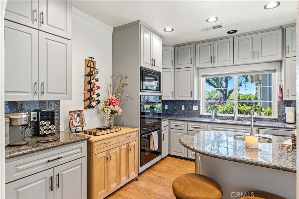 14361 Lombardy Property Photo 11
