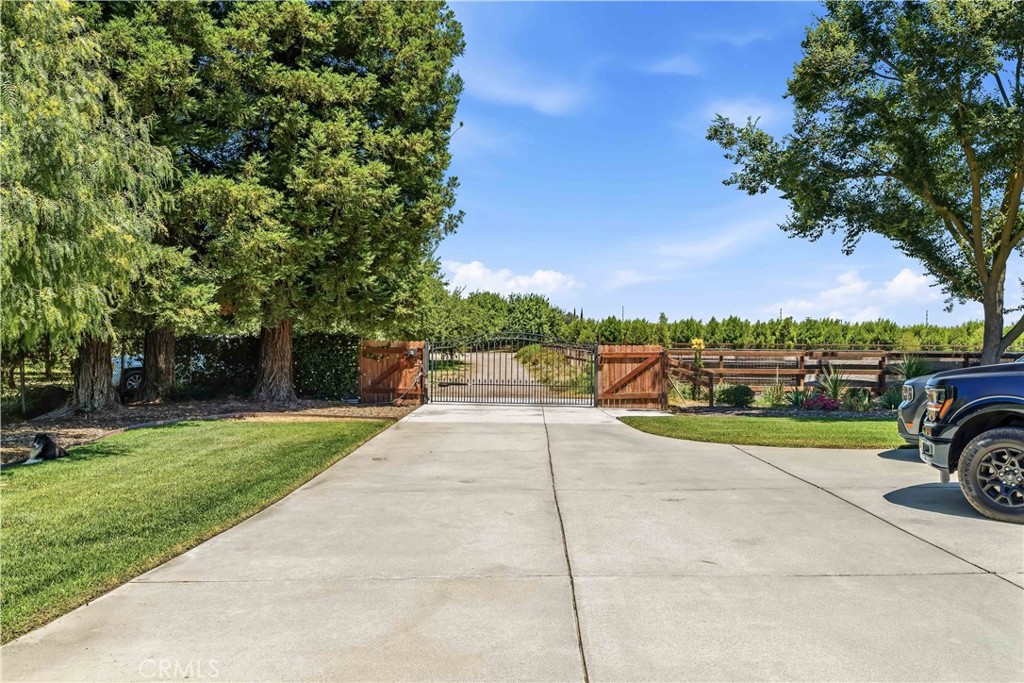 14361 Lombardy Property Photo 39