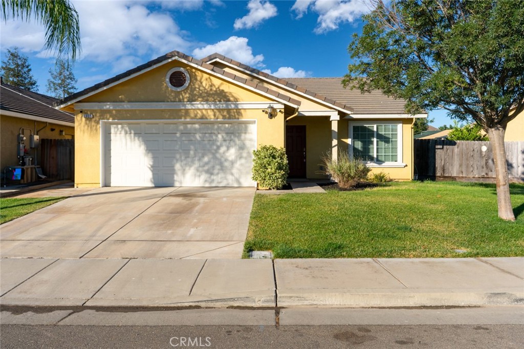 2835 N Drake Property Photo 1