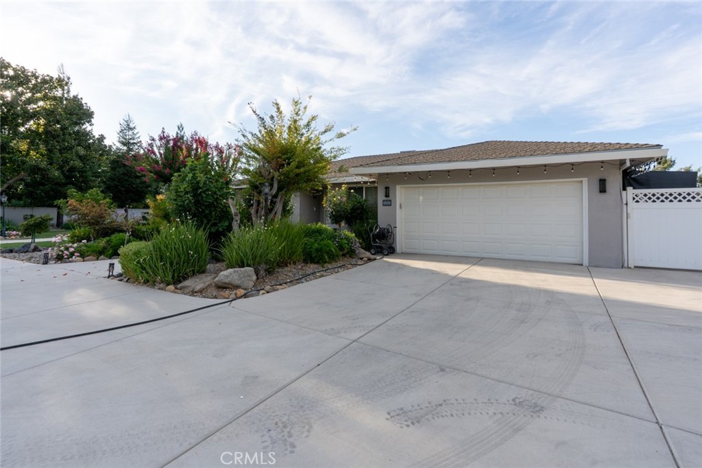 2830 Dunn Road Property Photo 8