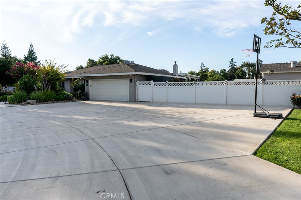 2830 Dunn Road Property Photo 10