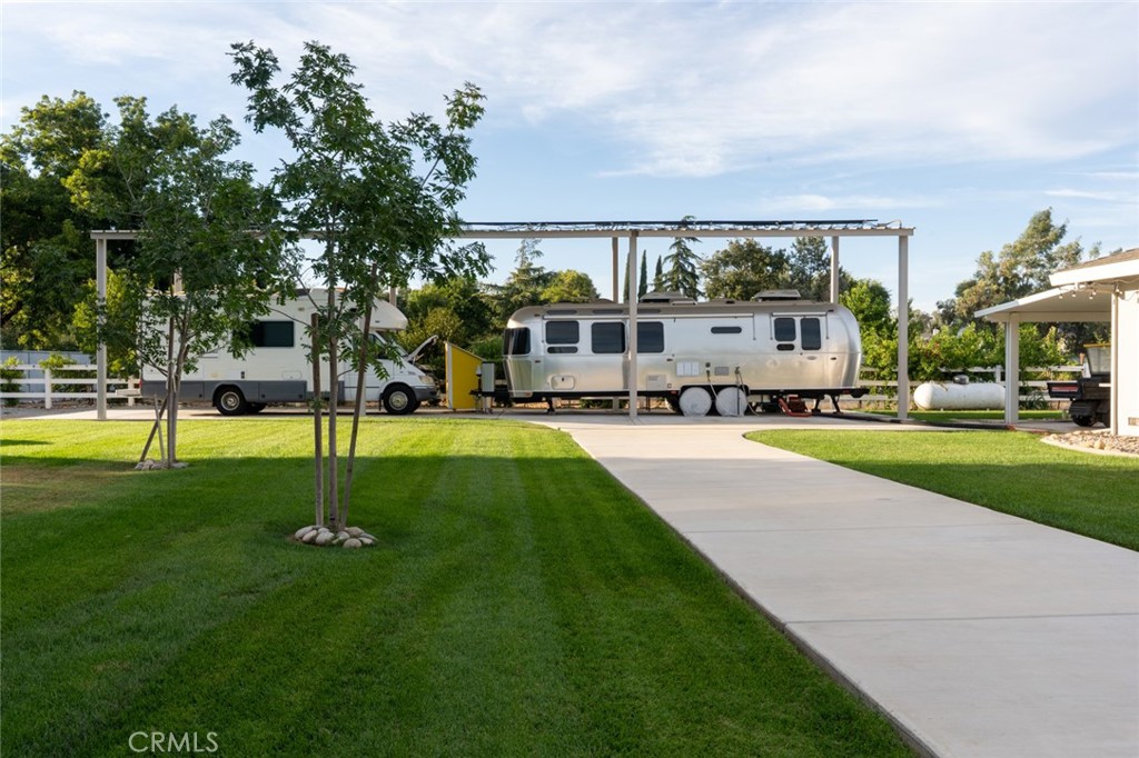 2830 Dunn Road Property Photo 14