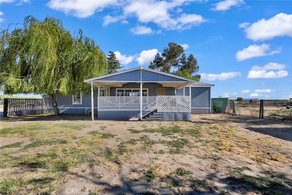 3430 E Redwood Property Photo 1