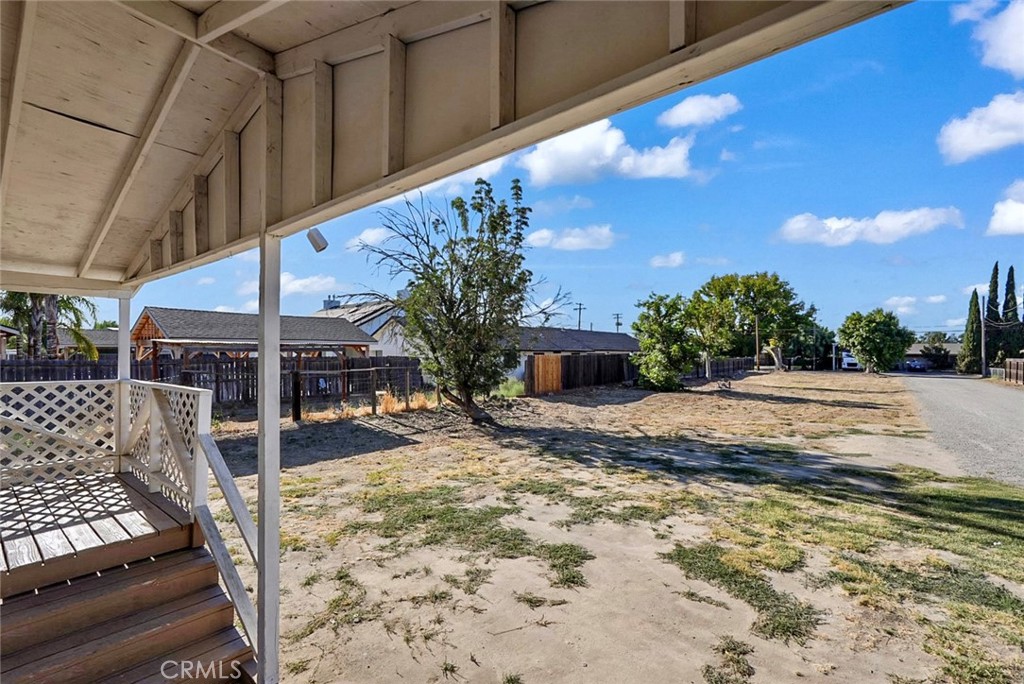 3430 E Redwood Property Photo 4