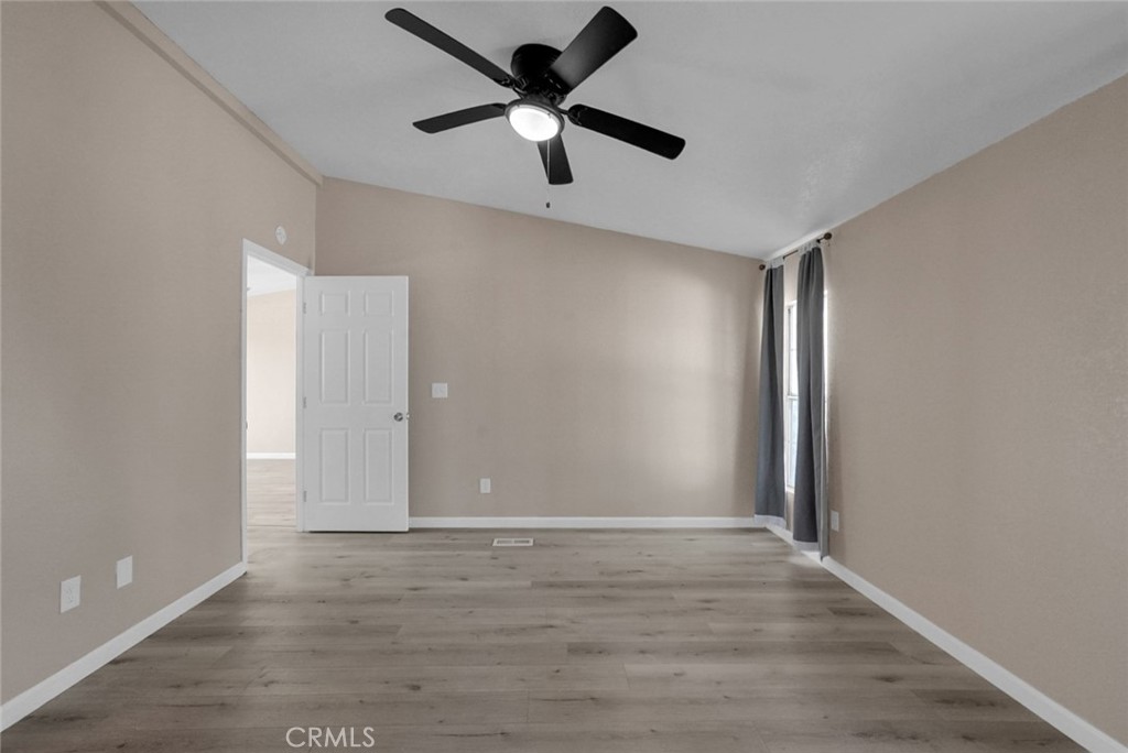 3430 E Redwood Property Photo 14