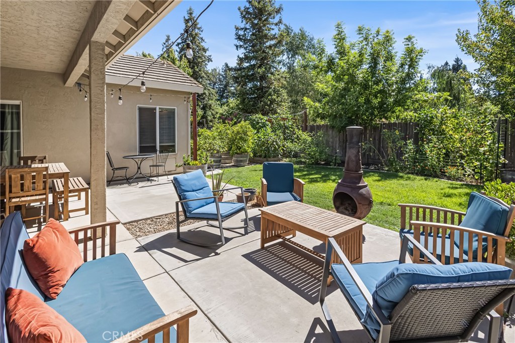 1338 Christopher Property Photo 32