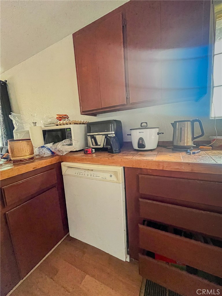 30 Weedy Way Property Photo 3