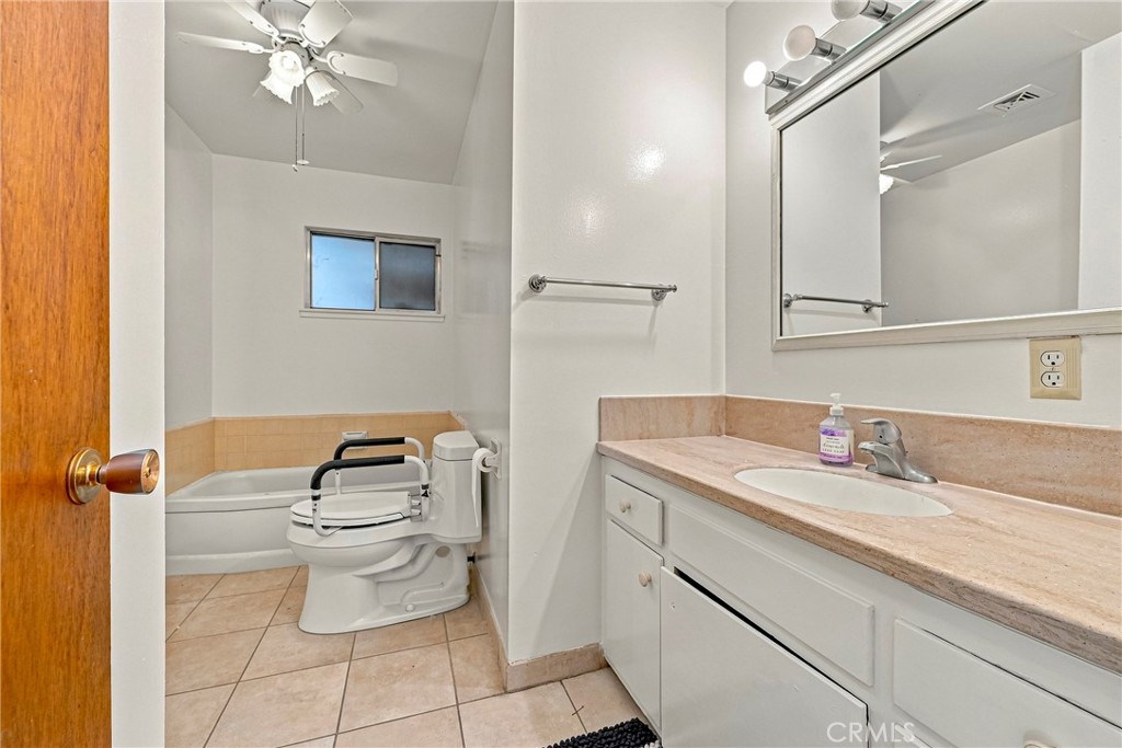1625 Osborn Terrace Property Photo 27