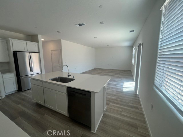 4115 Scarlet Court Property Photo 2