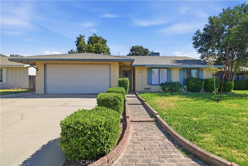 42 Sunset Court Property Photo 1