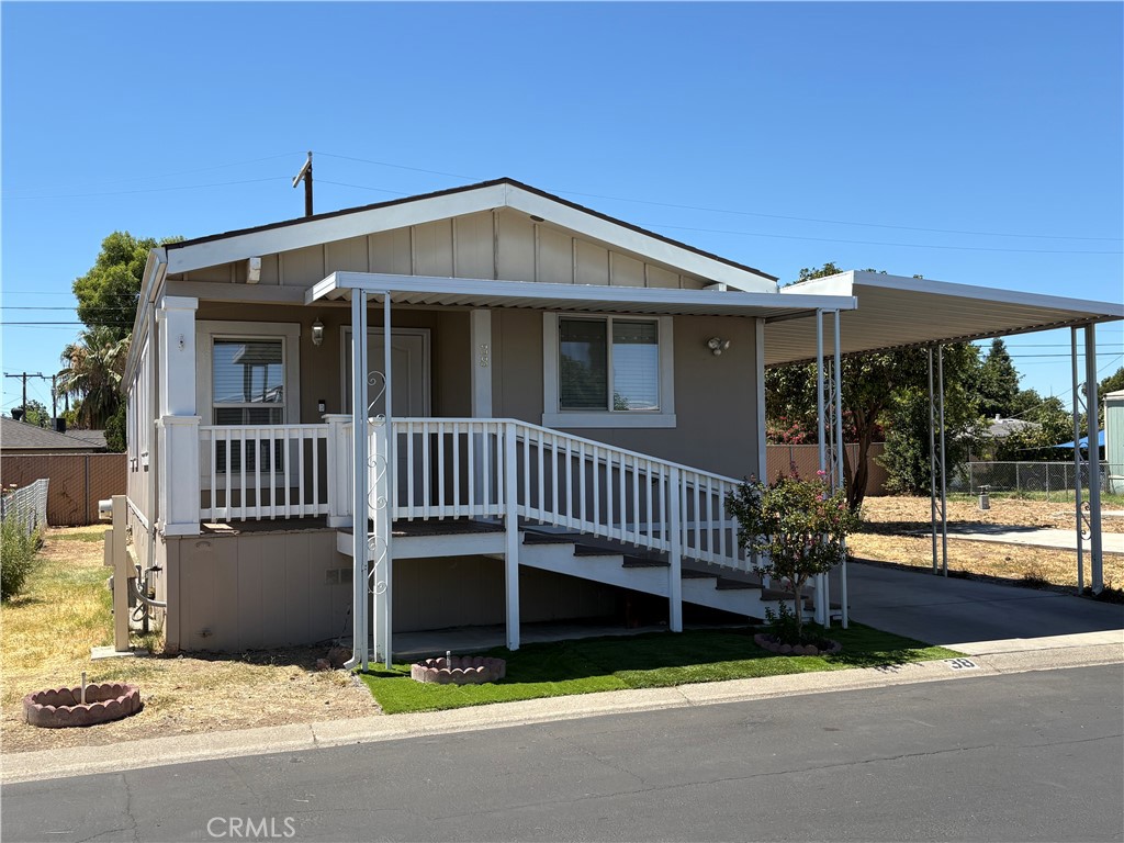 2499 Gerard 38 Property Photo 1