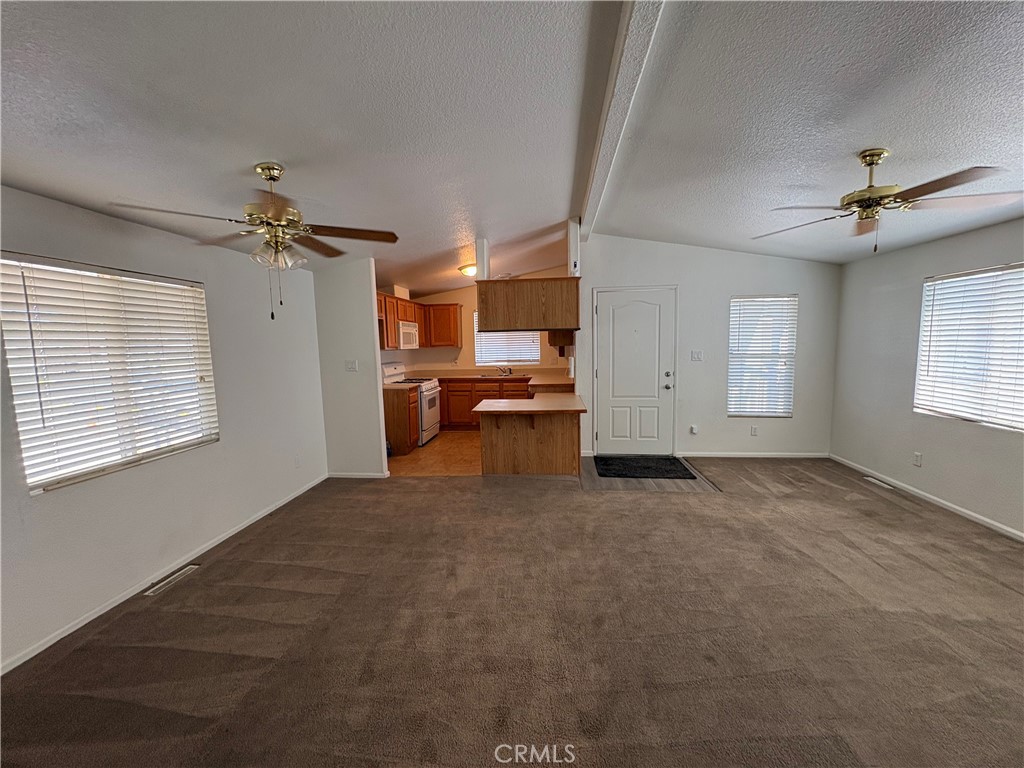 2499 Gerard 38 Property Photo 10