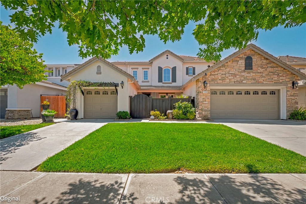 1338 Esplanade Property Photo 1