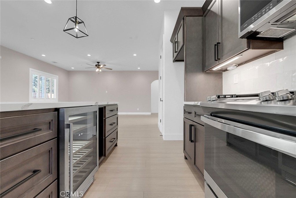 3394 Banbury Property Photo 6