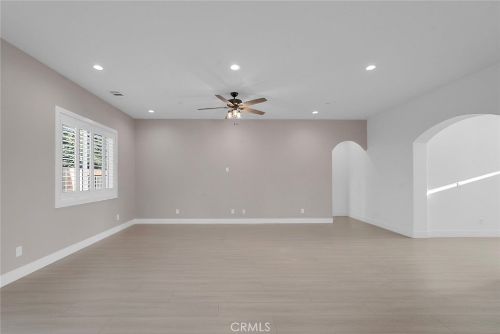 3394 Banbury Property Photo 10
