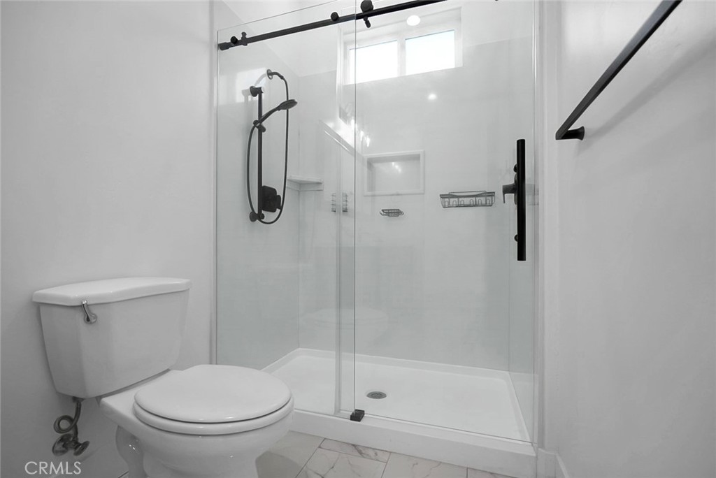 3394 Banbury Property Photo 24