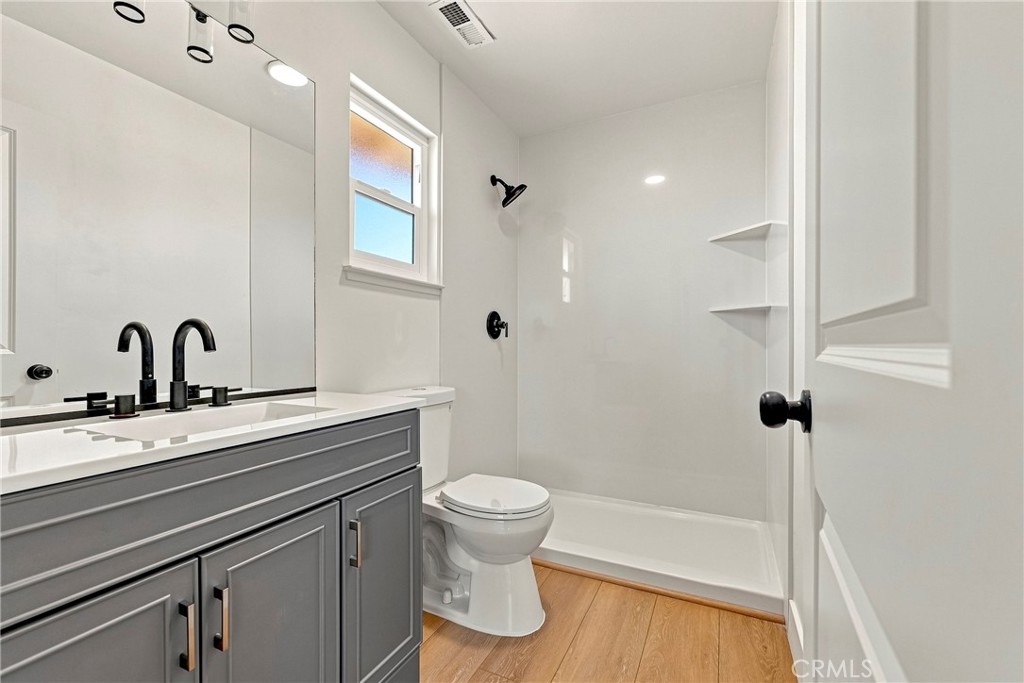 1340 Rita Mae Property Photo 35