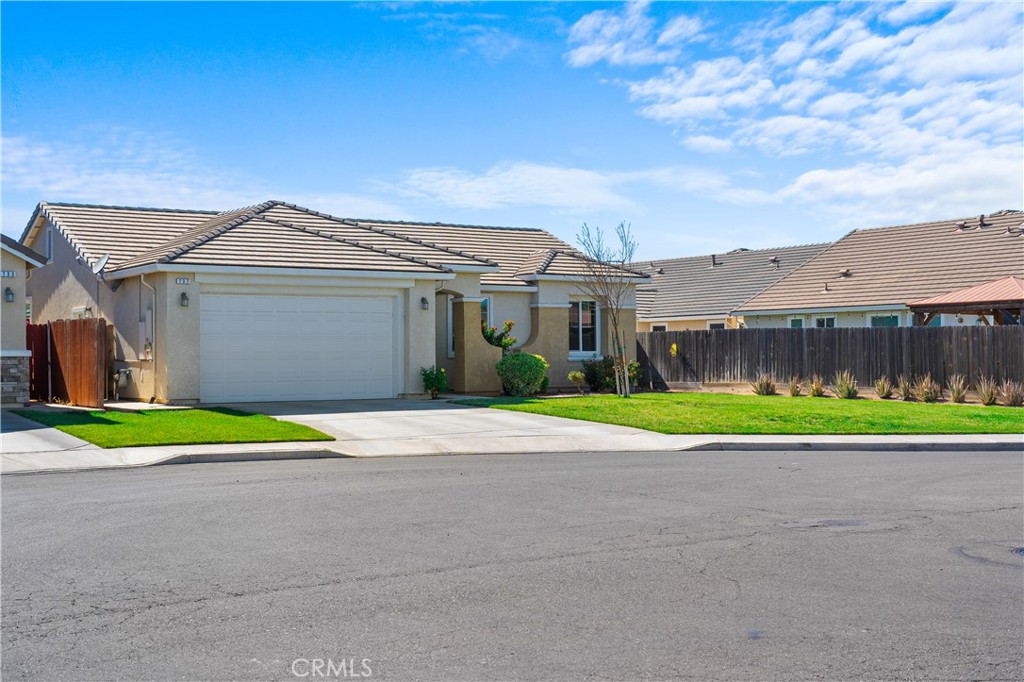 737 Fume Blanc Court Property Photo 4