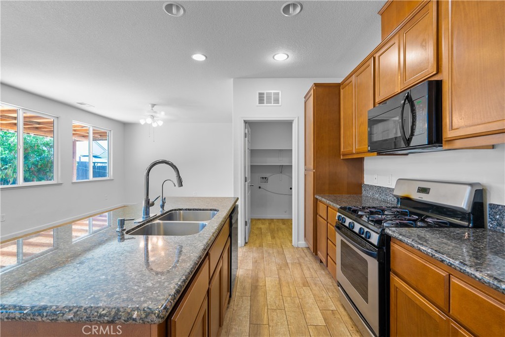 737 Fume Blanc Court Property Photo 10