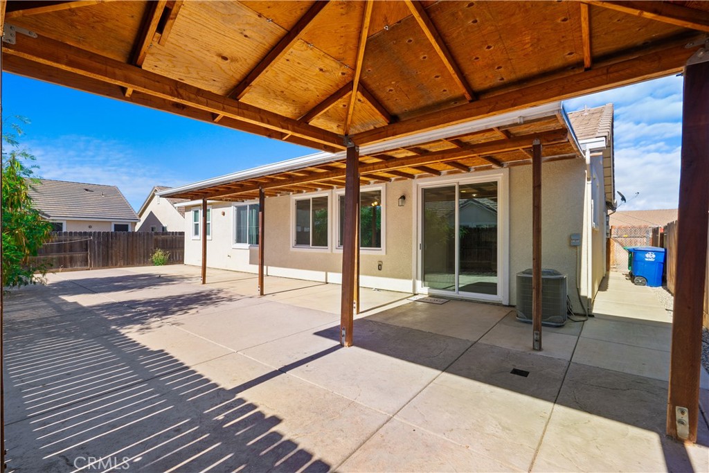 737 Fume Blanc Court Property Photo 25