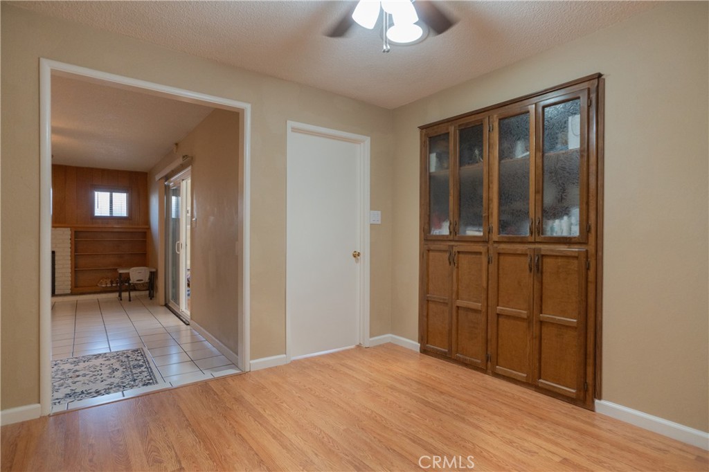 2617 Agnes Property Photo 8