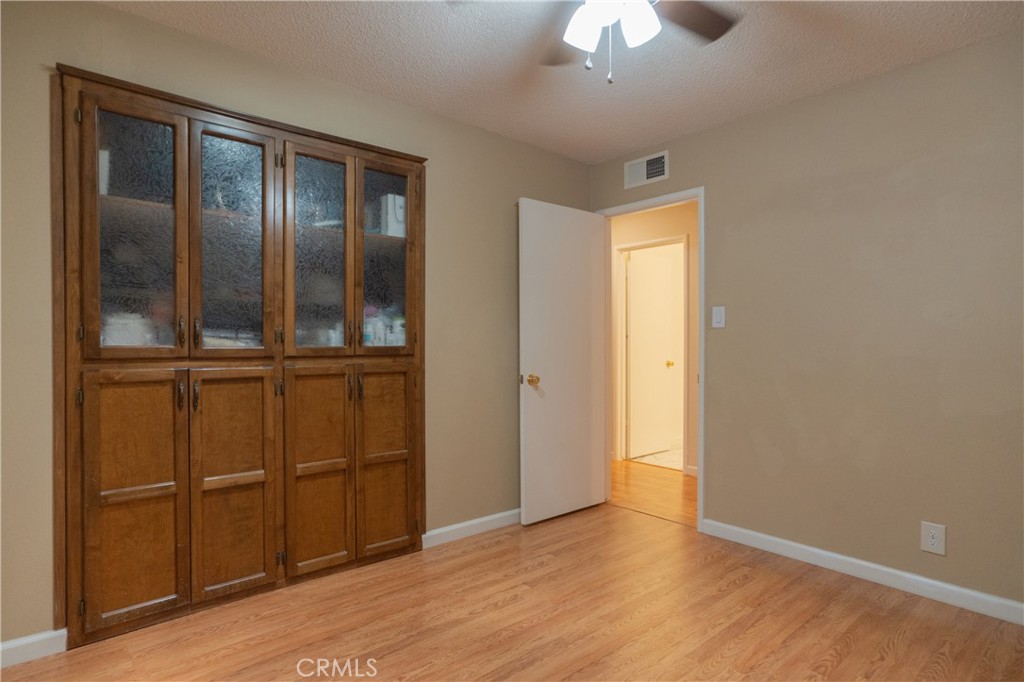 2617 Agnes Property Photo 9