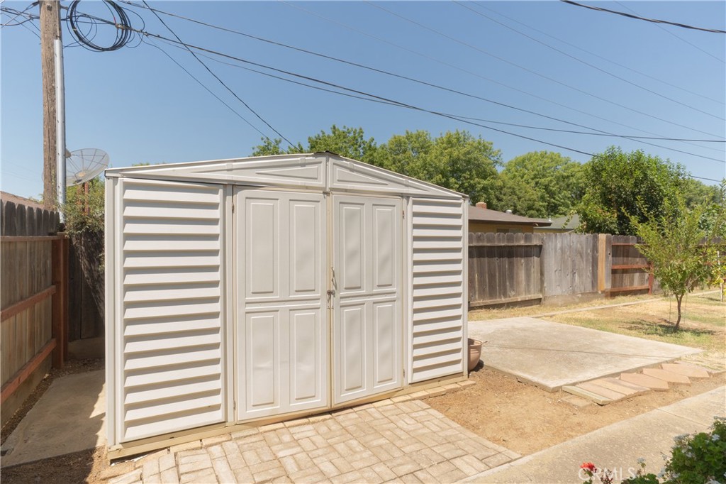 2617 Agnes Property Photo 39