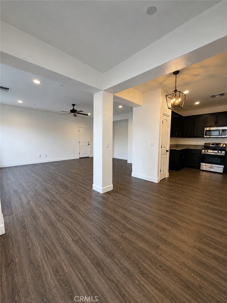 5082 Palisade Property Photo 6