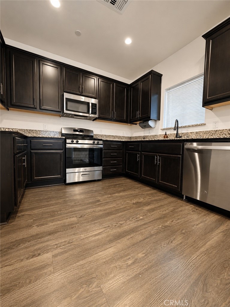 5082 Palisade Property Photo 8