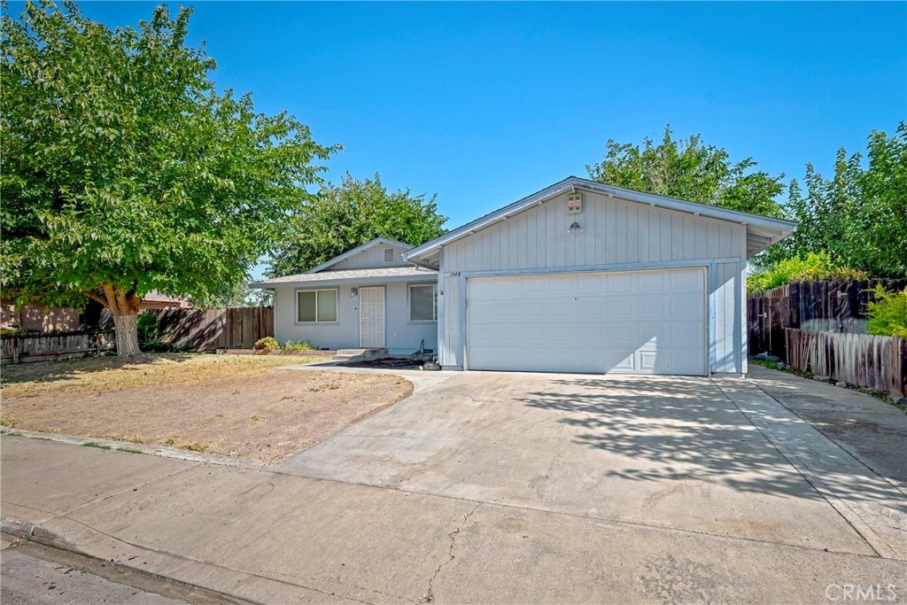 1549 Langston Property Photo 1