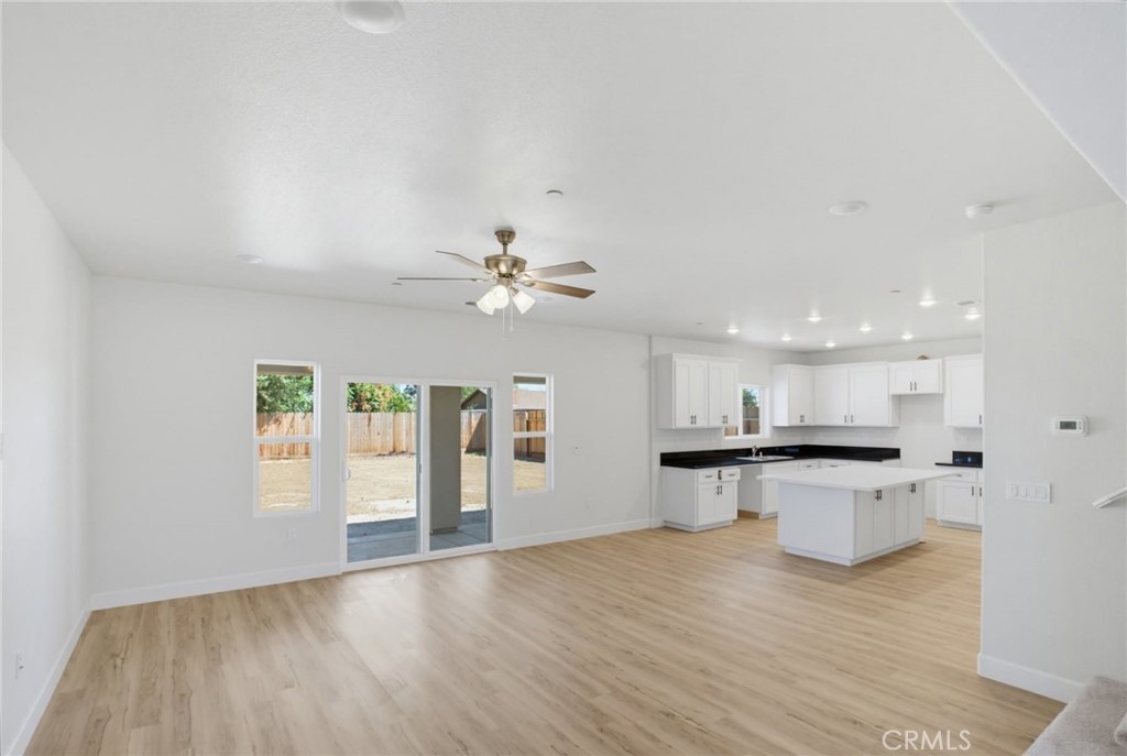 2943 Capella Dr Property Photo 3