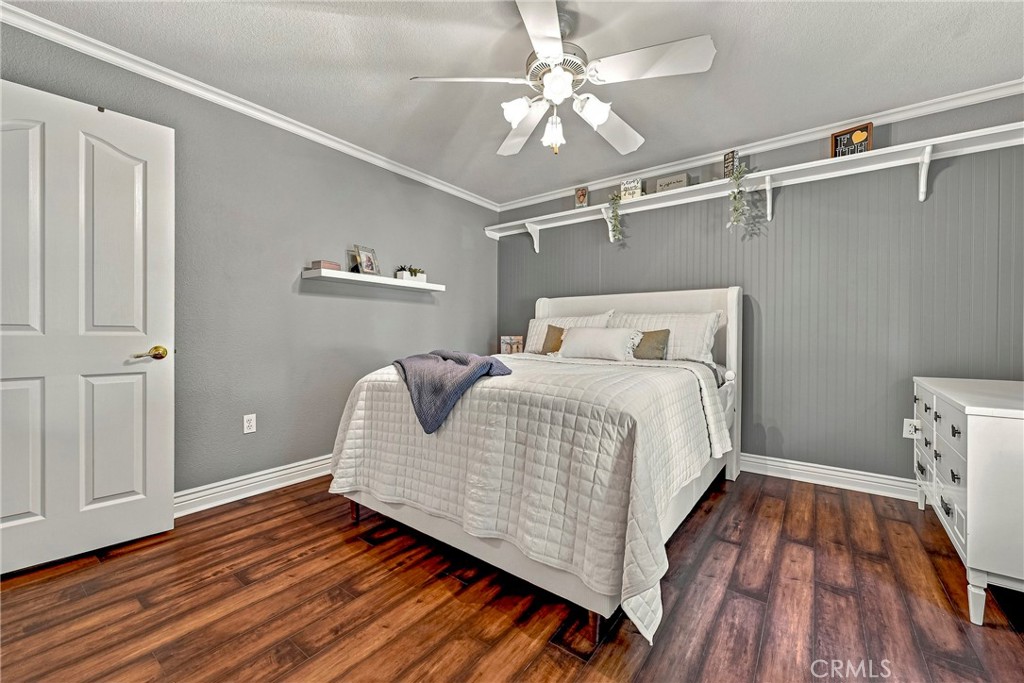 1060 Stratford Avenue Property Photo 35