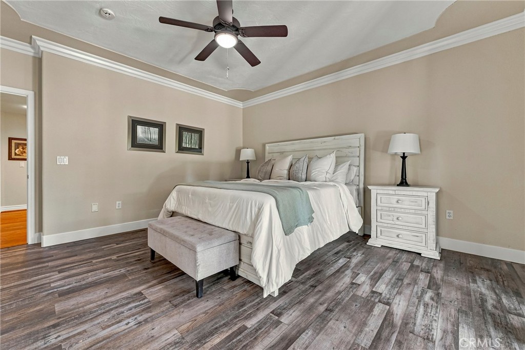 1060 Stratford Avenue Property Photo 39