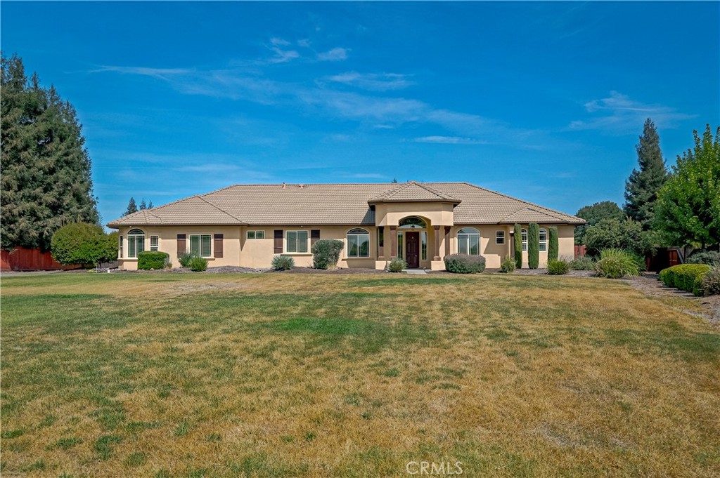 1702 Joeys Property Photo 3