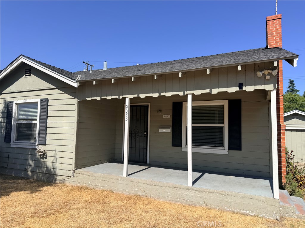 2033 Highland Property Photo 2