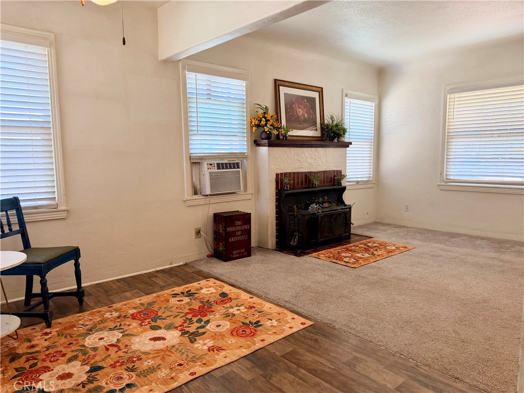 2033 Highland Property Photo 6