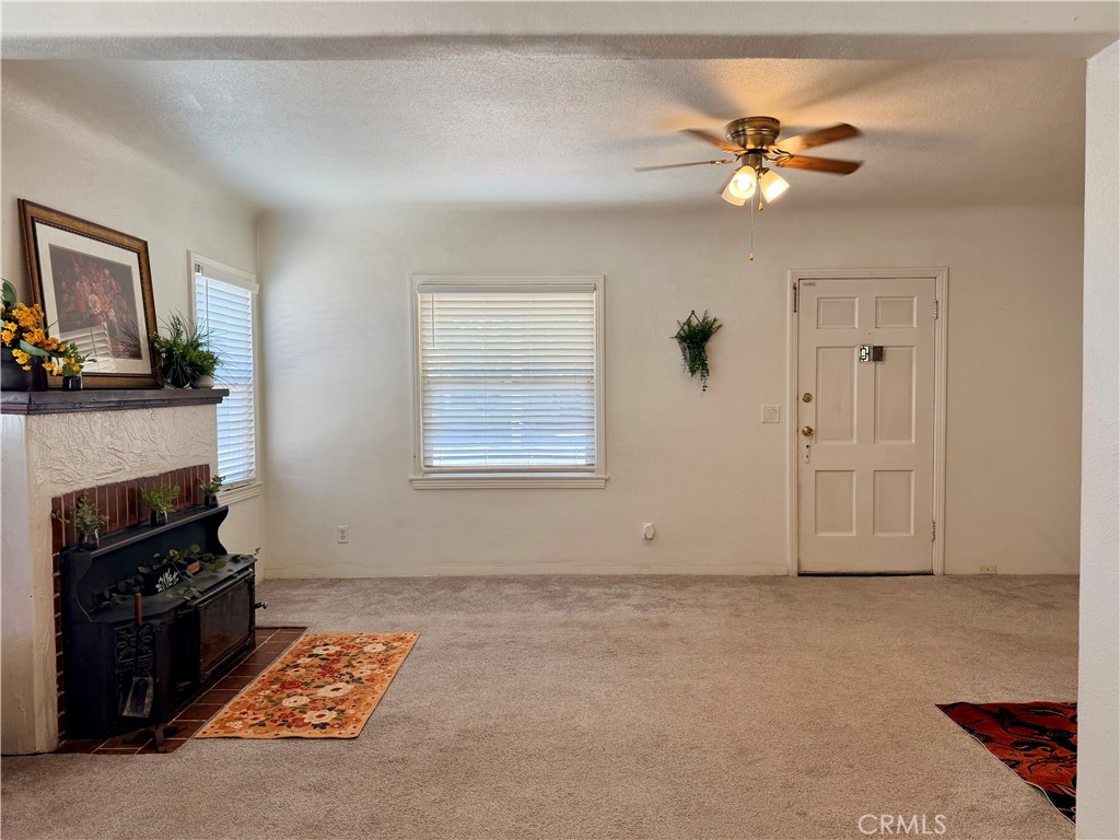 2033 Highland Property Photo 8