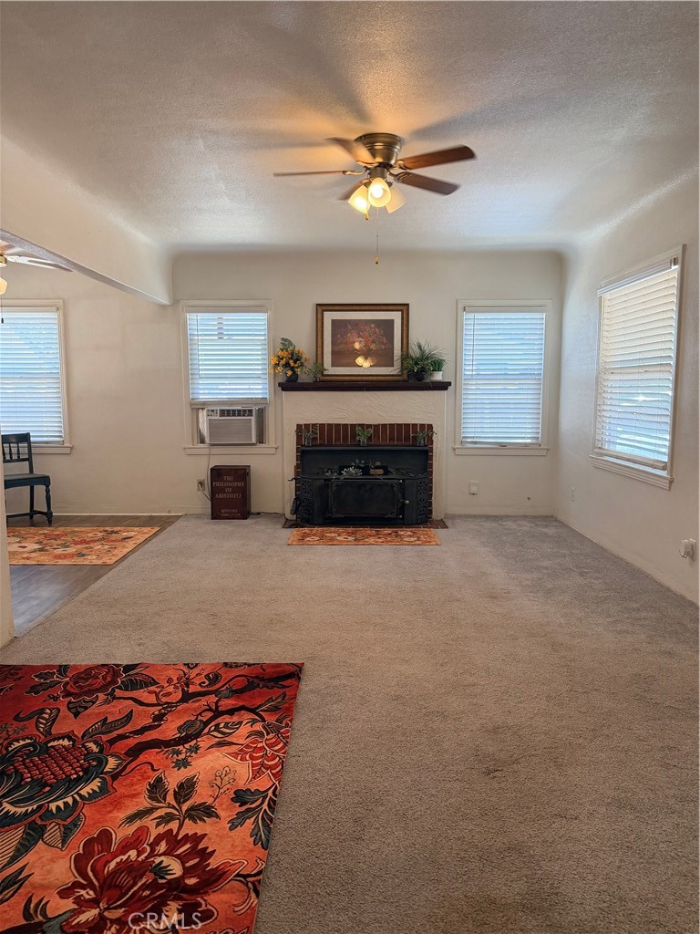 2033 Highland Property Photo 11