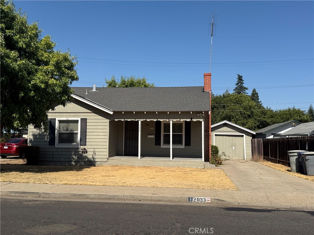 2033 Highland Property Photo 34