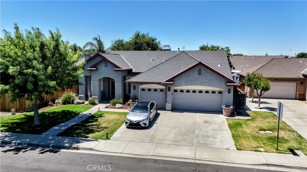 1801 Tully Property Photo 3