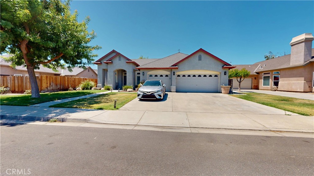 1801 Tully Property Photo 5