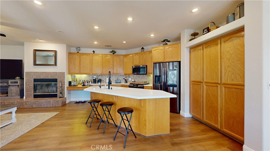 1801 Tully Property Photo 12