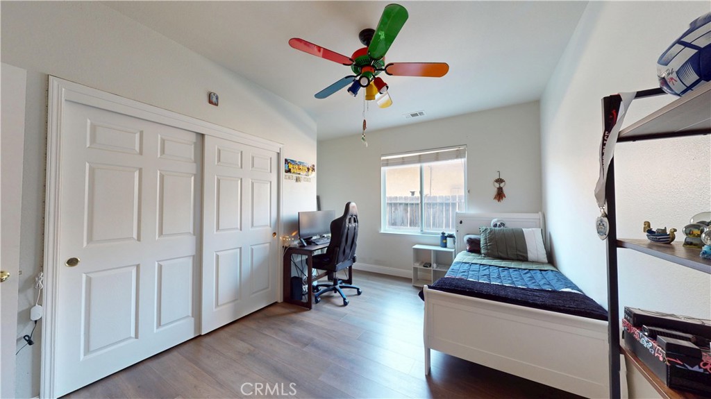 1801 Tully Property Photo 18