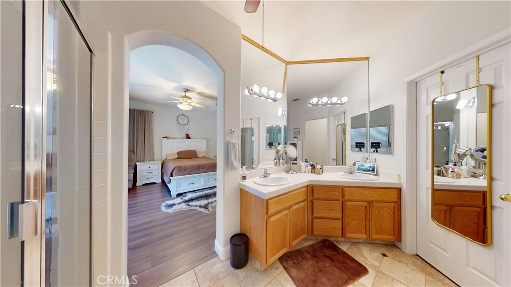 1801 Tully Property Photo 21