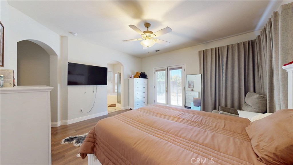 1801 Tully Property Photo 22